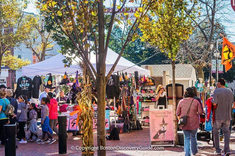 x800 salem halloween market.jpg.pagespeed.ic .s2sJkicc8z